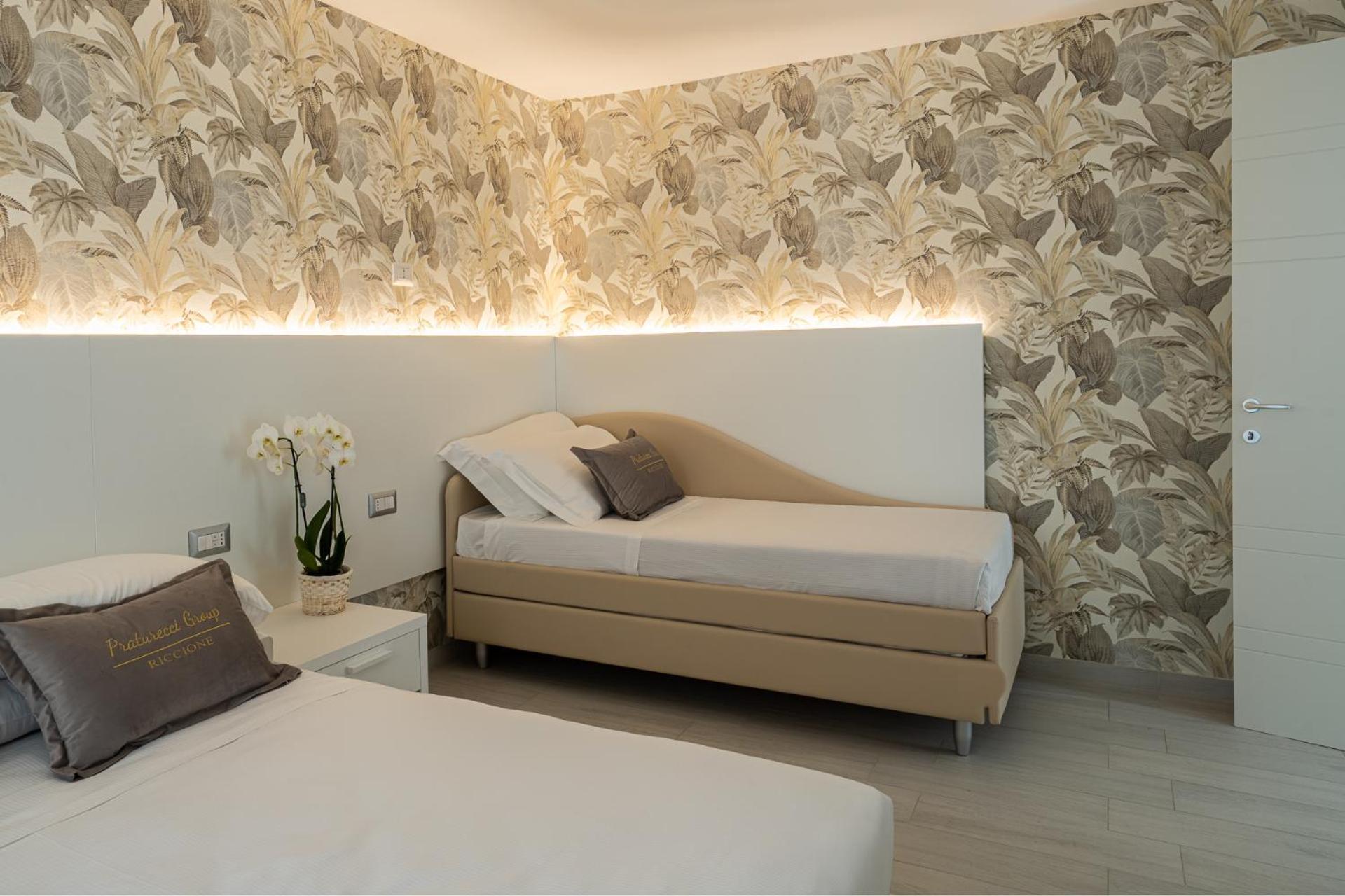 Inaugurazione 2024 - Villa Pratu Apartments A 100 Metri Dal Mare Riccione Kültér fotó