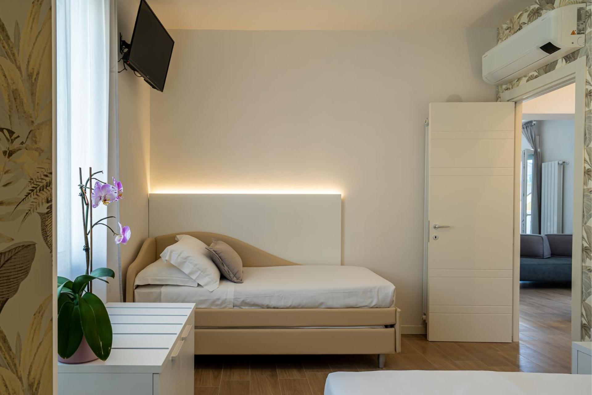 Inaugurazione 2024 - Villa Pratu Apartments A 100 Metri Dal Mare Riccione Kültér fotó